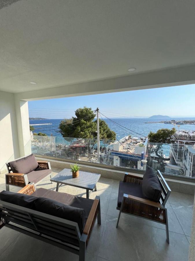 Wide Blue Luxury Boutique Suites Неос-Мармарас Экстерьер фото