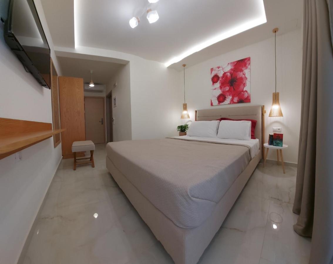 Wide Blue Luxury Boutique Suites Неос-Мармарас Экстерьер фото