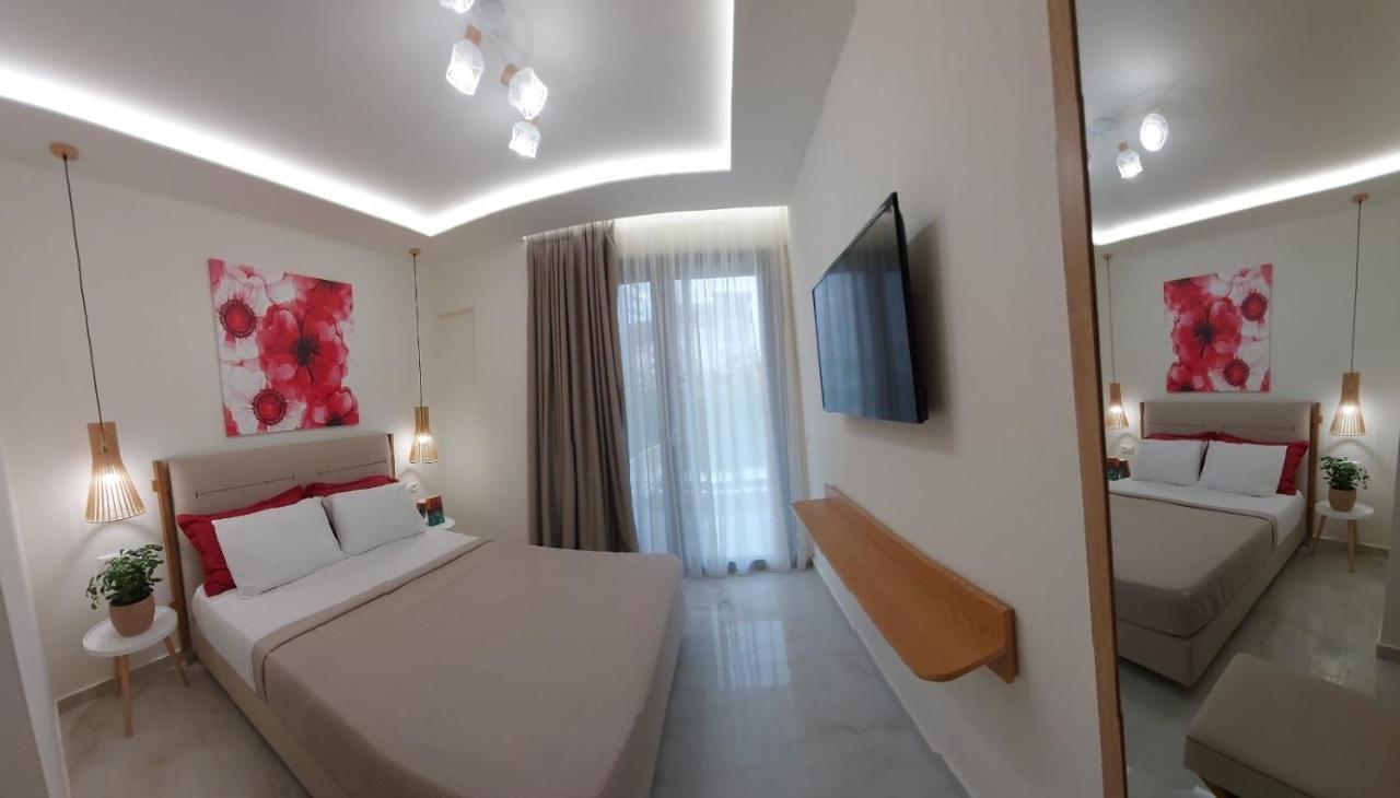 Wide Blue Luxury Boutique Suites Неос-Мармарас Экстерьер фото