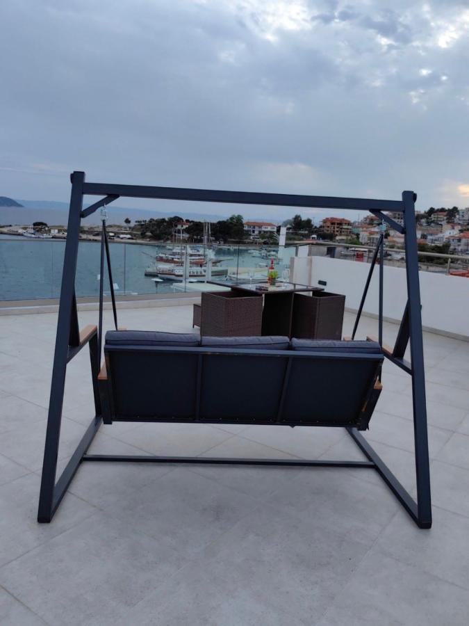 Wide Blue Luxury Boutique Suites Неос-Мармарас Экстерьер фото