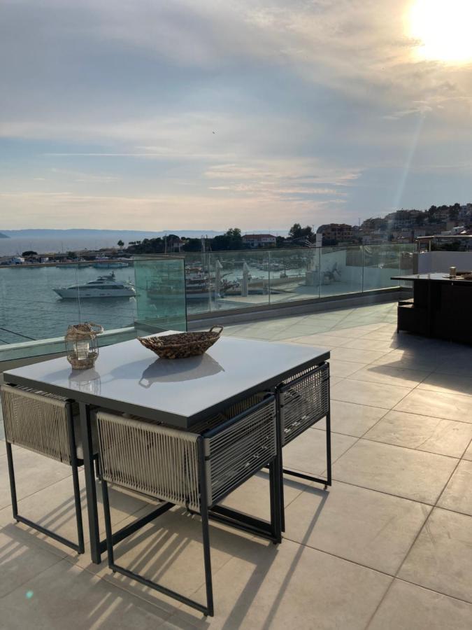 Wide Blue Luxury Boutique Suites Неос-Мармарас Экстерьер фото