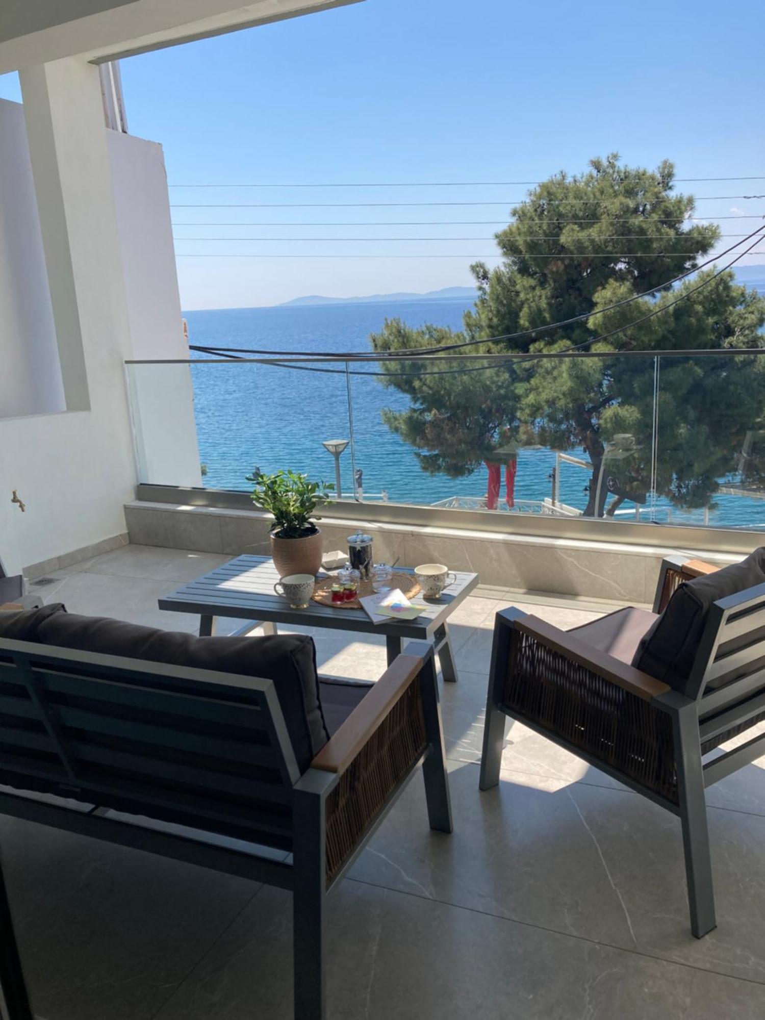 Wide Blue Luxury Boutique Suites Неос-Мармарас Экстерьер фото