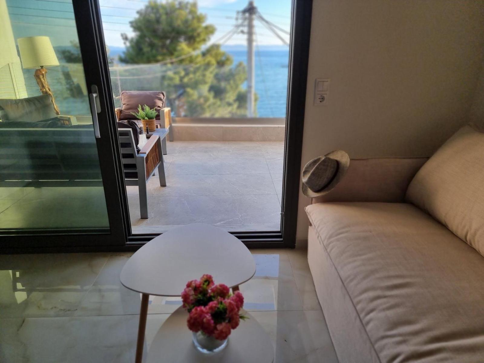 Wide Blue Luxury Boutique Suites Неос-Мармарас Экстерьер фото